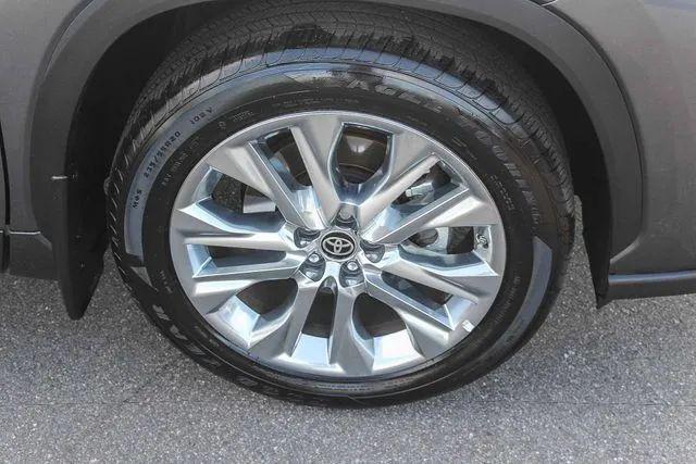 2024 Toyota Highlander Limited