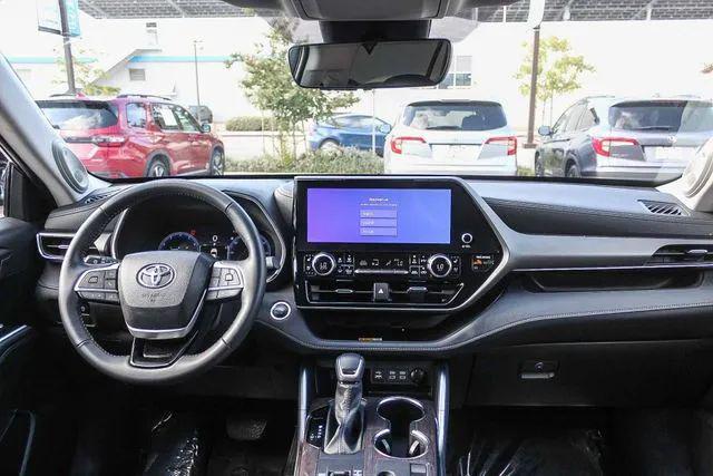 2024 Toyota Highlander Limited