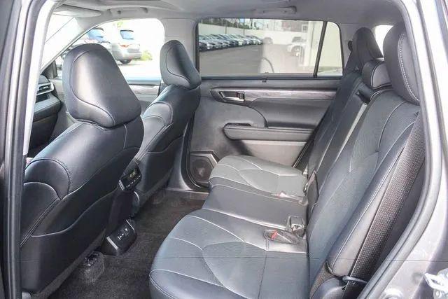 2024 Toyota Highlander Limited