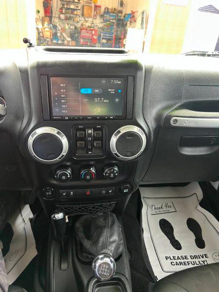 2018 Jeep Wrangler JK Unlimited Sahara 4x4