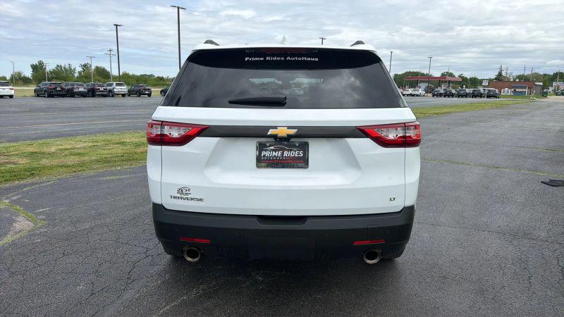 2021 Chevrolet Traverse FWD LT Leather