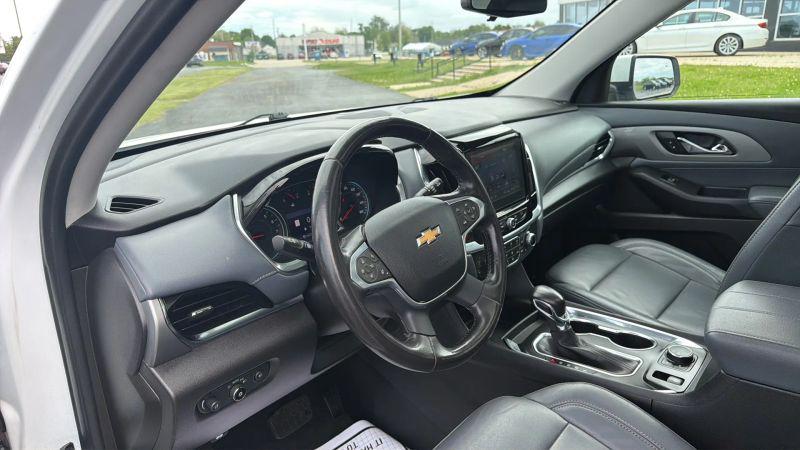 2021 Chevrolet Traverse FWD LT Leather