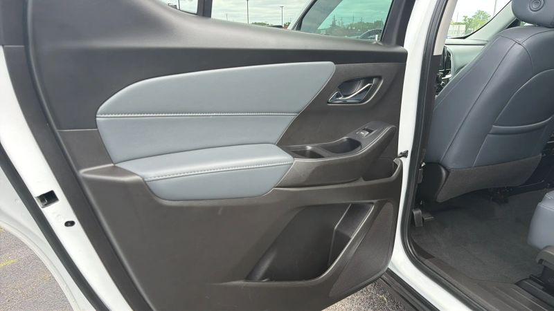 2021 Chevrolet Traverse FWD LT Leather