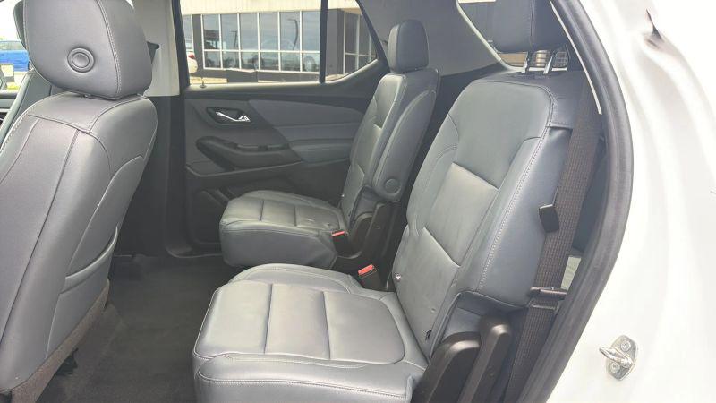 2021 Chevrolet Traverse FWD LT Leather