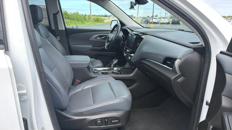 2021 Chevrolet Traverse FWD LT Leather