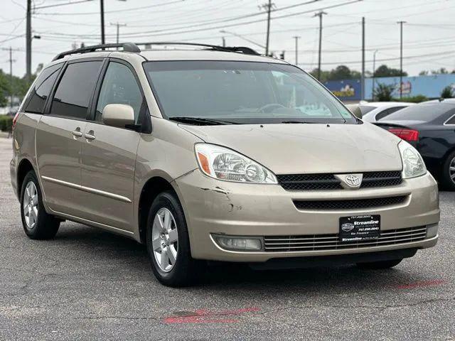 2004 Toyota Sienna XLE