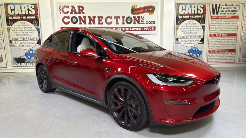 2023 Tesla Model X Plaid Tri Motor All-Wheel Drive