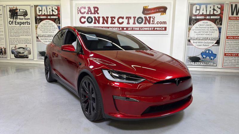 2023 Tesla Model X Plaid Tri Motor All-Wheel Drive