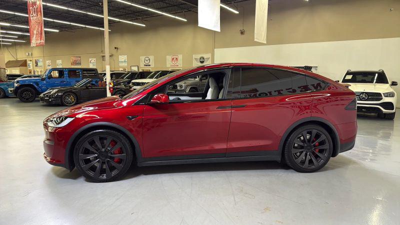 2023 Tesla Model X Plaid Tri Motor All-Wheel Drive
