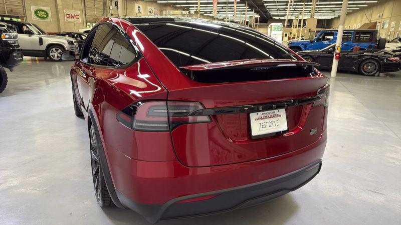 2023 Tesla Model X Plaid Tri Motor All-Wheel Drive