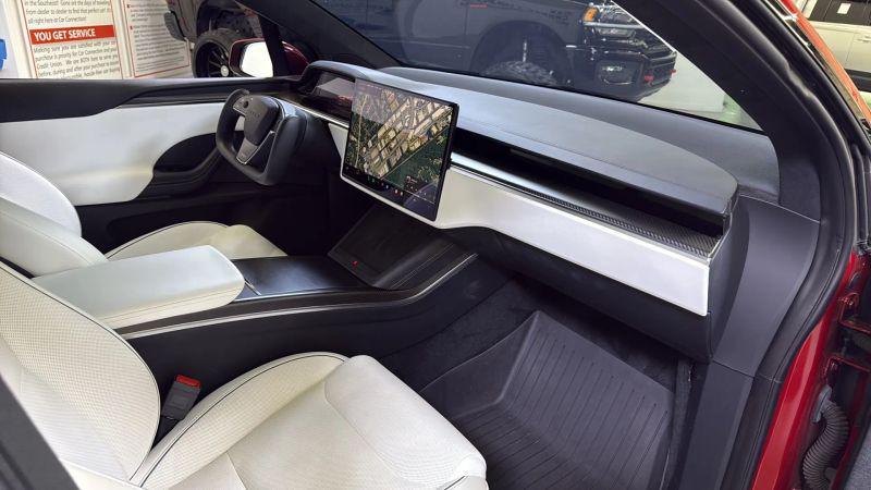 2023 Tesla Model X Plaid Tri Motor All-Wheel Drive
