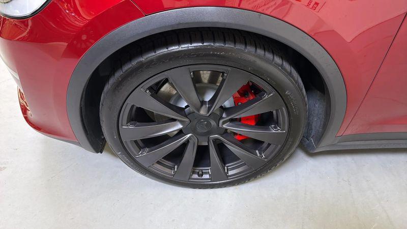 2023 Tesla Model X Plaid Tri Motor All-Wheel Drive