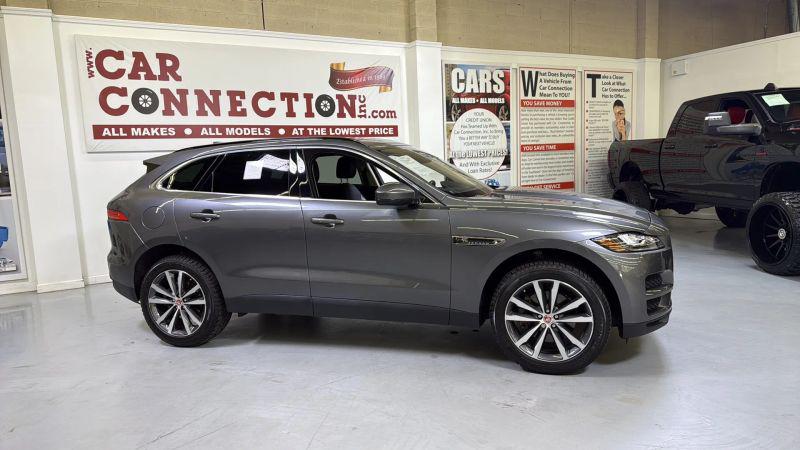 2019 Jaguar F-PACE 30t Prestige