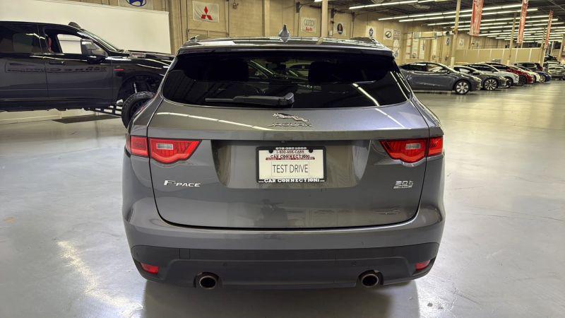 2019 Jaguar F-PACE 30t Prestige