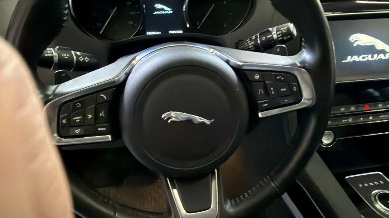 2019 Jaguar F-PACE 30t Prestige