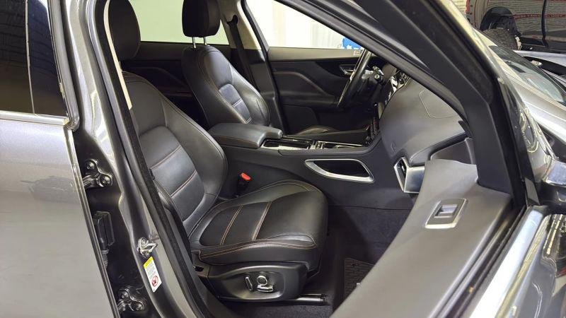 2019 Jaguar F-PACE 30t Prestige