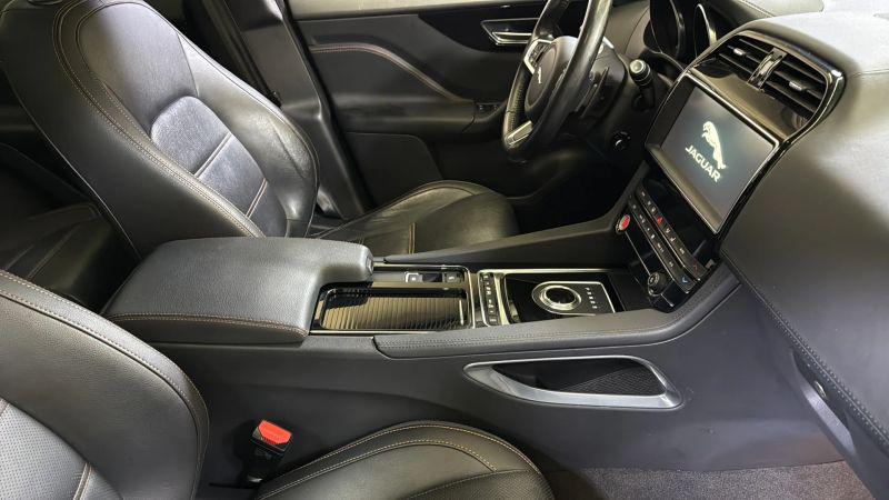 2019 Jaguar F-PACE 30t Prestige