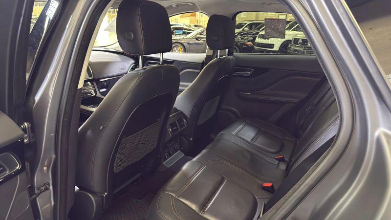 2019 Jaguar F-PACE 30t Prestige