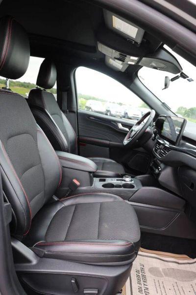 2024 Ford Escape ST-Line Select