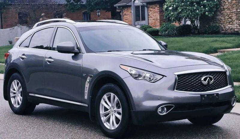 2017 INFINITI QX70 3.7