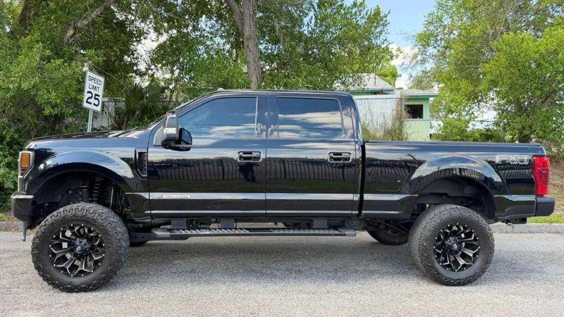 2021 Ford F-250 LARIAT