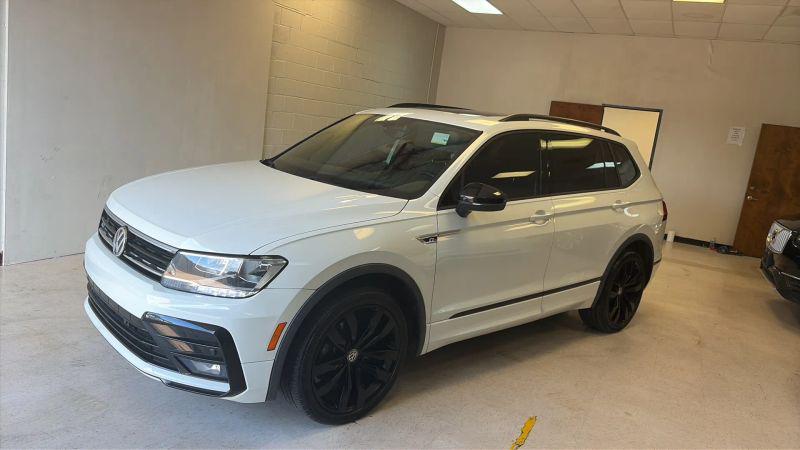 2021 Volkswagen Tiguan 2.0T SE R-Line Black