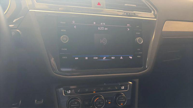 2021 Volkswagen Tiguan 2.0T SE R-Line Black