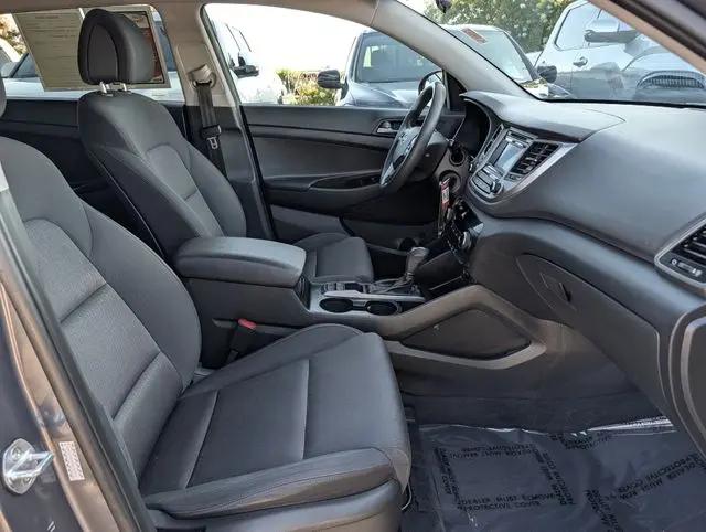 2017 Hyundai Tucson SE
