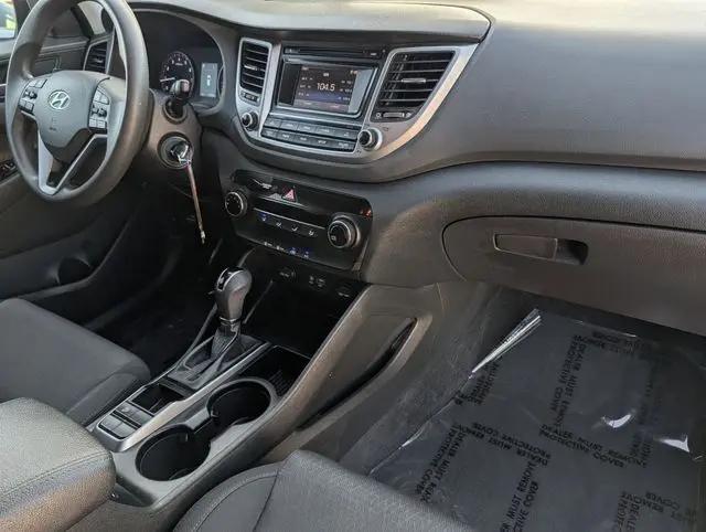 2017 Hyundai Tucson SE
