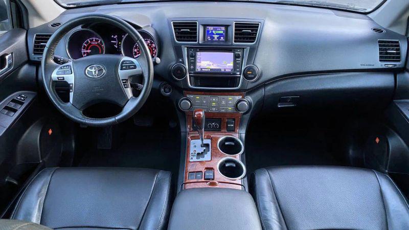 2013 Toyota Highlander Limited V6