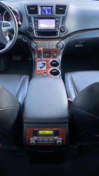 2013 Toyota Highlander Limited V6