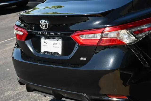 2018 Toyota Camry SE