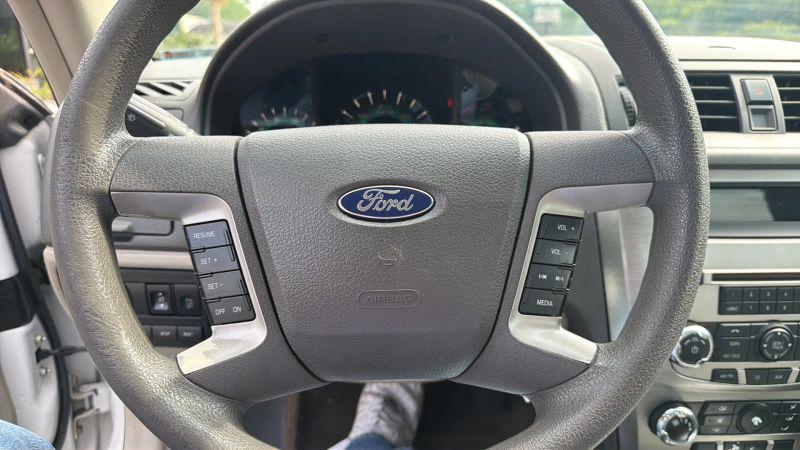 2010 Ford Fusion SE