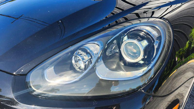 2017 Porsche Cayenne Base