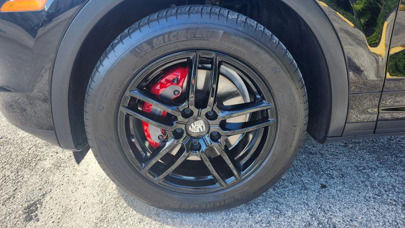 2017 Porsche Cayenne Base