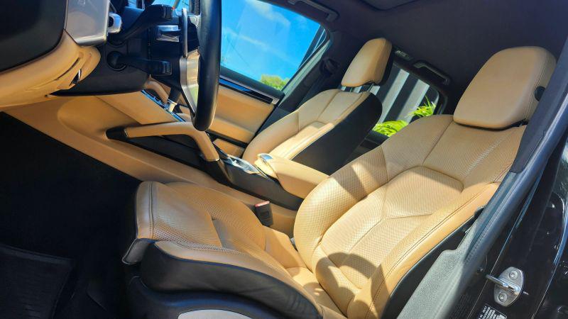 2017 Porsche Cayenne Base