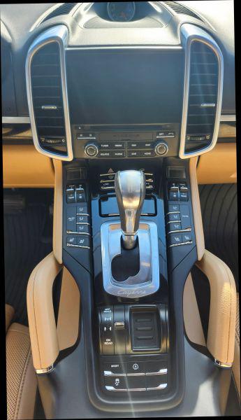 2017 Porsche Cayenne Base