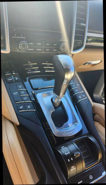 2017 Porsche Cayenne Base