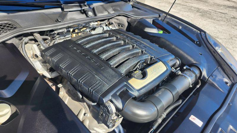 2017 Porsche Cayenne Base