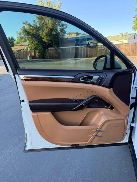 2014 Porsche Cayenne S