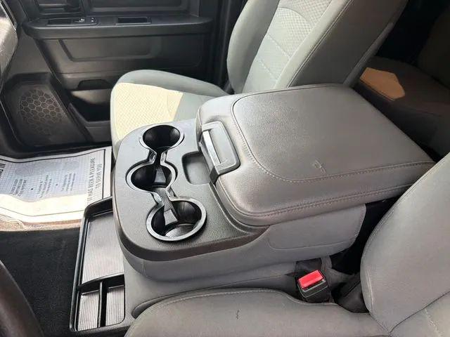 2017 Ram 2500 Tradesman Crew Cab 4x4 6'4" Box