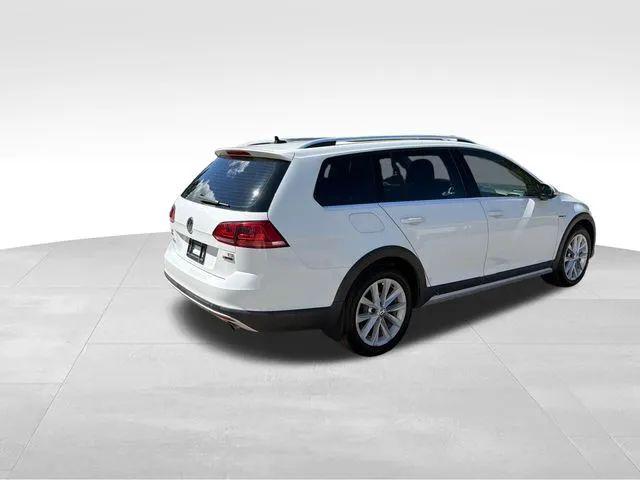 2017 Volkswagen Golf Alltrack TSI SE
