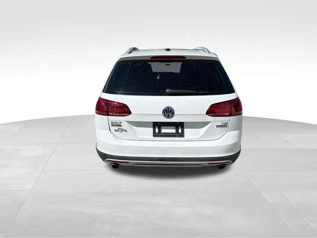 2017 Volkswagen Golf Alltrack TSI SE