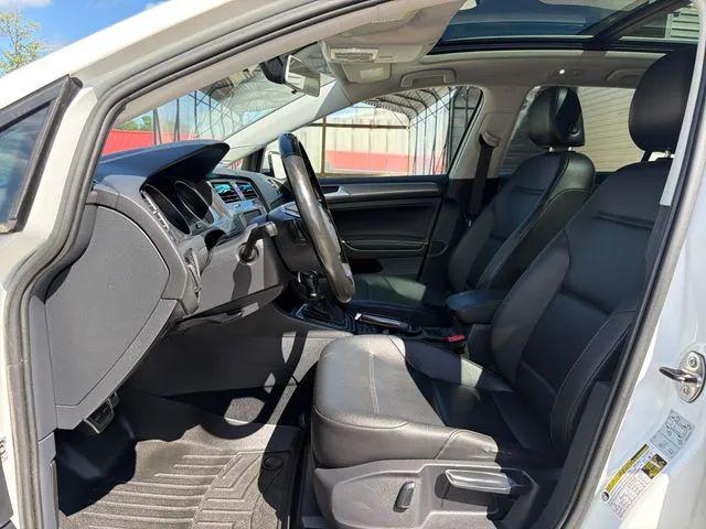 2017 Volkswagen Golf Alltrack TSI SE
