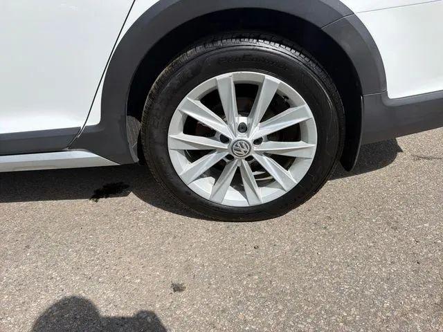 2017 Volkswagen Golf Alltrack TSI SE