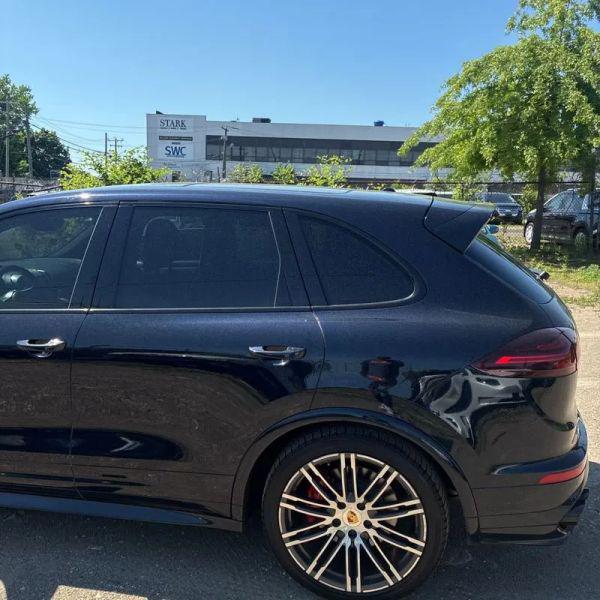 2016 Porsche Cayenne GTS