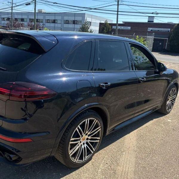 2016 Porsche Cayenne GTS