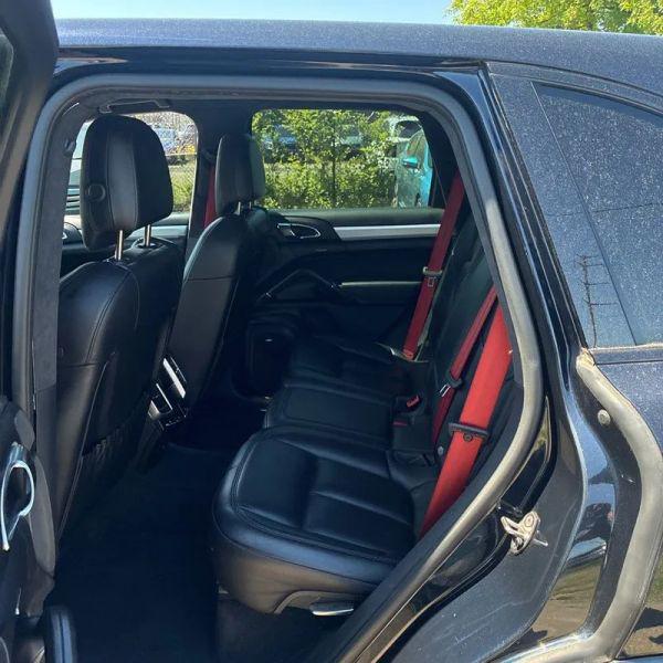 2016 Porsche Cayenne GTS