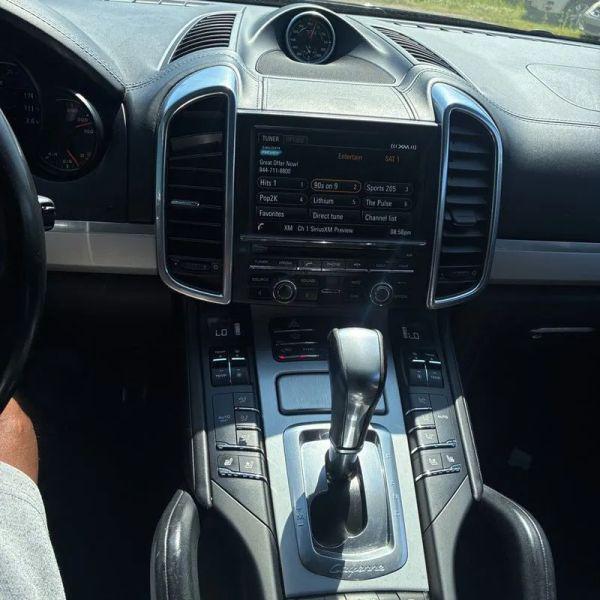 2016 Porsche Cayenne GTS