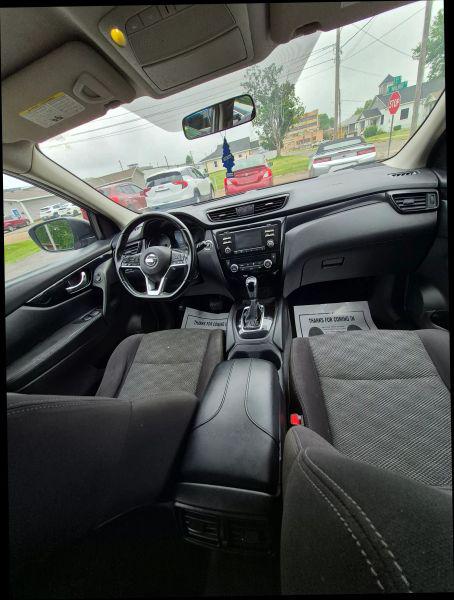 2017 Nissan Rogue Sport SV